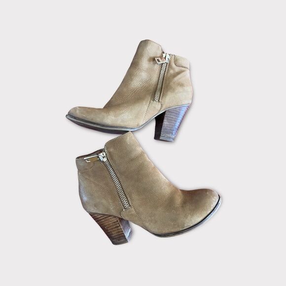 Aldo | Brown Suede like Ankle Boot with Block Heel - Picture 5 of 8